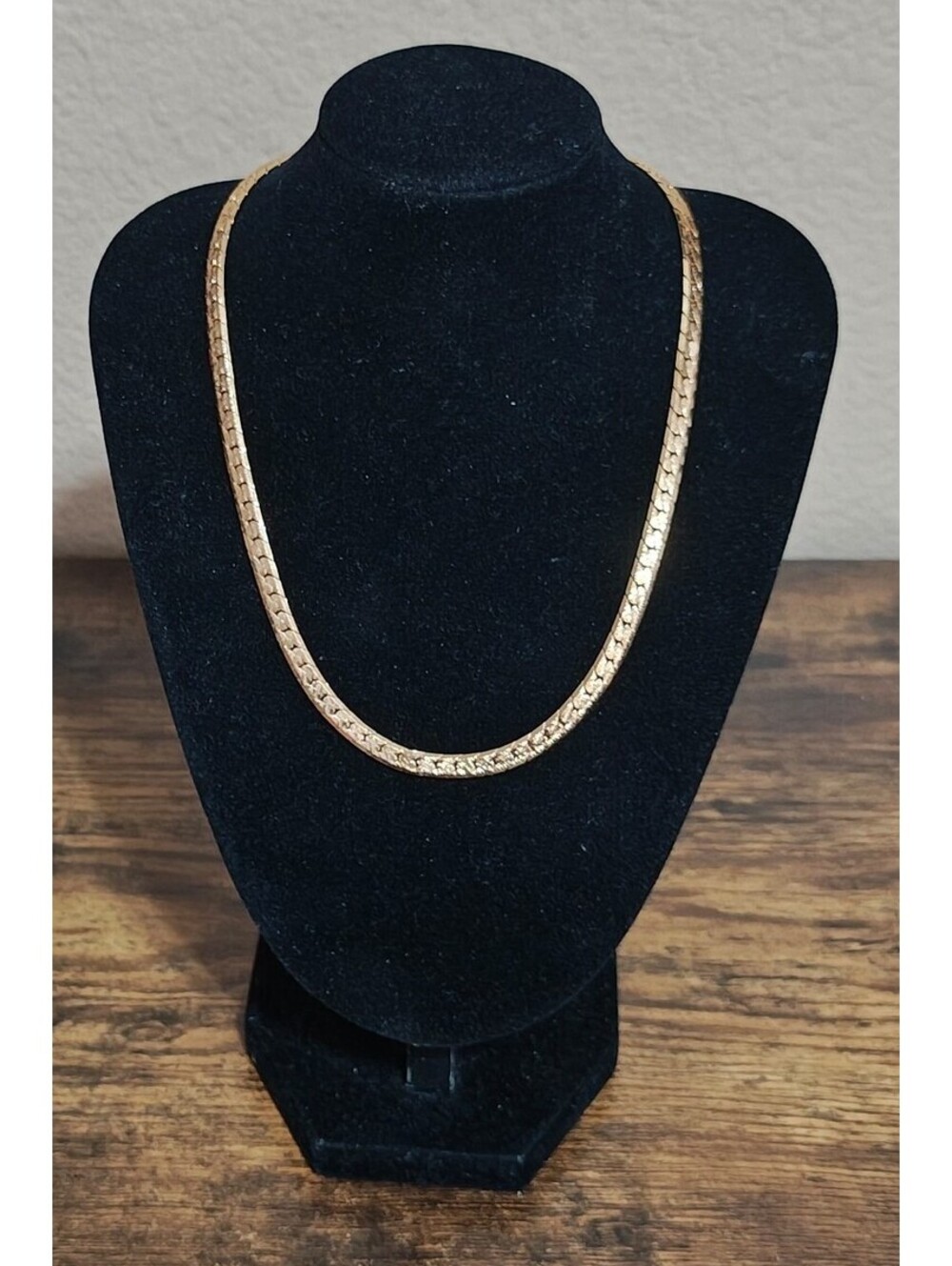 1970s/80s Signed Avon 15" Herringbone Necklace